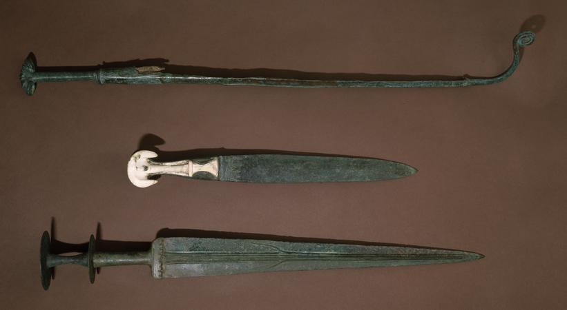 assyrian iron sword