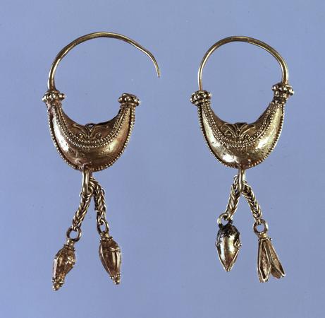 ear ring British Museum