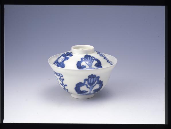 bowl; lid; saucer | British Museum