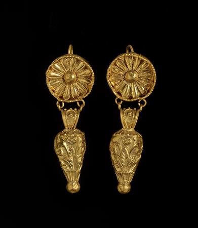 ear ring British Museum