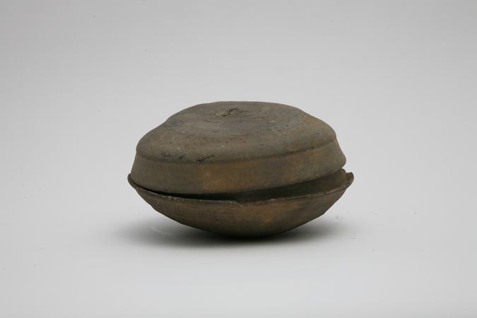 16.kubutsuki様 tsuki (蓋杯) | British Museum