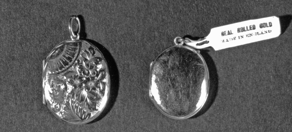 英国　Birmingham 　K9 　1911年　locket 英国 Birmingham K9 1911年 locket Birmingham made silver